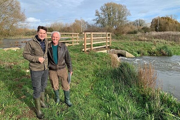 Exploring hydropower options with David Jeffcoat around Shifford Weir